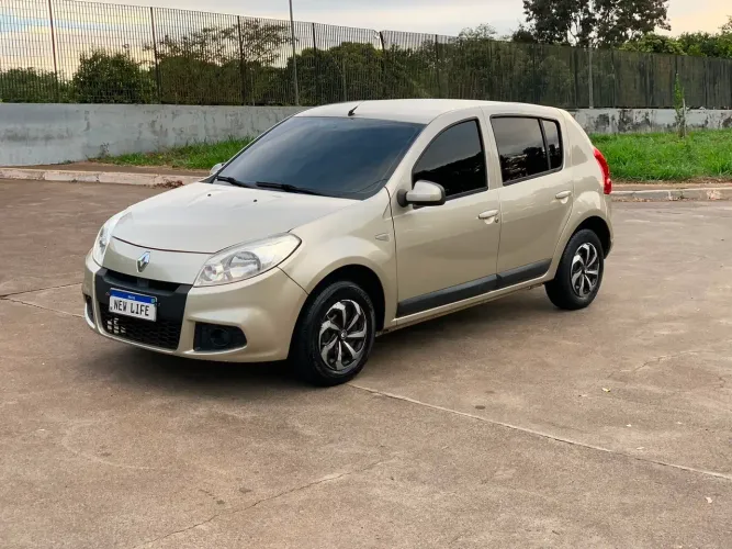 Renault Sandero Expression Hi-flex 1.0 16V 5P 2012