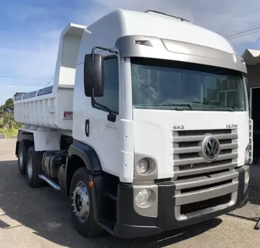 Volkswagen 24250  Caçamba 2012.