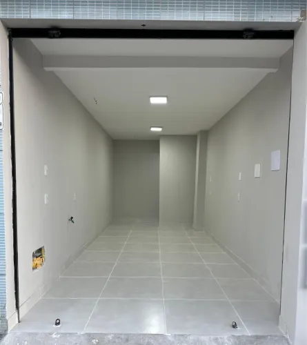 ALUGA-SE PONTO COMERCIAL