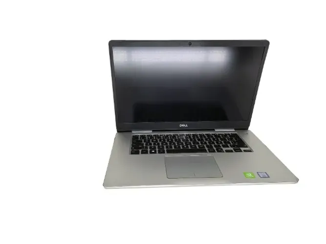 DELL Core i7 Sétima Geração - RAM 8GB - HD 256GB SSD - Placa de Vídeo Dedicada