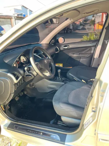 Peugeot 207 XR Sport 1.4 Flex 8V 5P 2012
