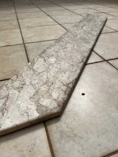 Bancada em mármore 2,23cm x 0,35cm