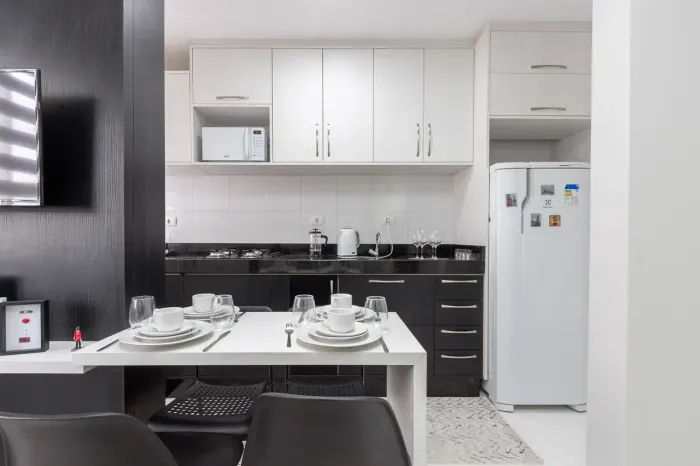 Apartamento para aluguel com 36 metros quadrados com 1 quarto em Cristo Rei - Curitiba - P