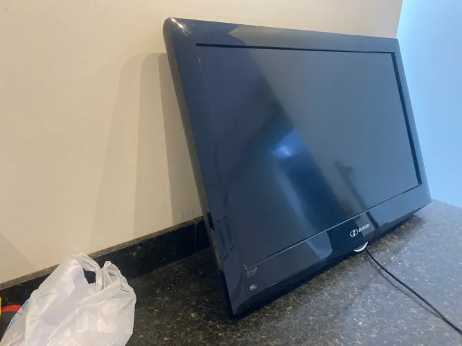 Tv lcd 32 buster 