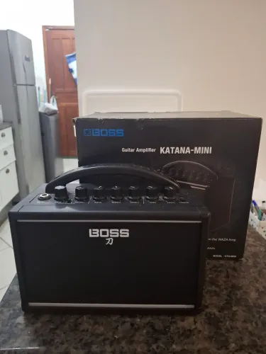 Amplificador Boss Katana Mini