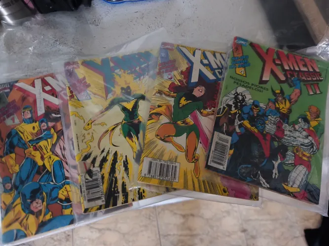 Gibis X-Men Classic II Mini série completa e Desafio infinito edição 1 e 2