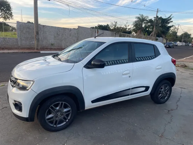 Renault Kwid Intense 1.0 Flex 12V 5P Mec. 2019
