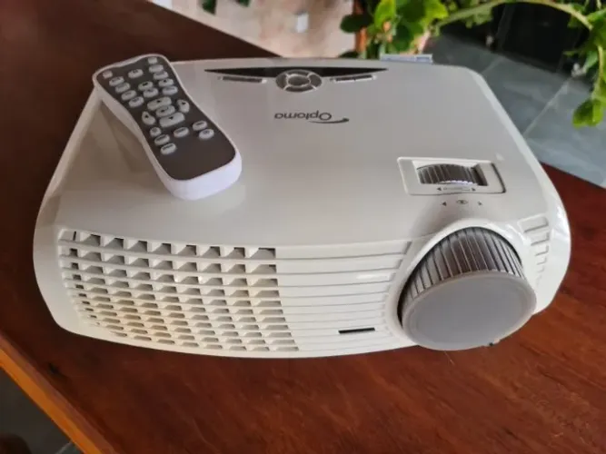 Projetor Optoma Hd20 Dlp Full Hd Home Cinema Preço P/ Vender