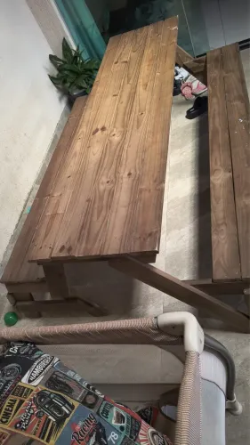 Mesa com banco 