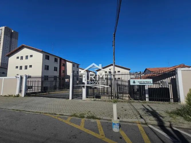 Aluga lindo apartamento no Alto dos Pinheiros, 2 dormitórios, 46 M², 1 vaga, 4° andar.