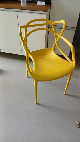 Vende-se 6 cadeiras allegra amarelas