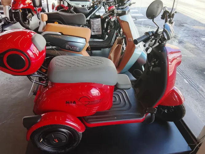 Triciclo Moto-Chefe Mia