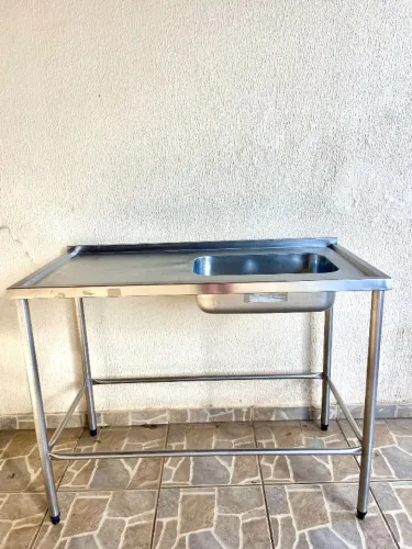 Pia Industrial Inox 120x60 cm com Cuba - Excelente Estado - R$ 750