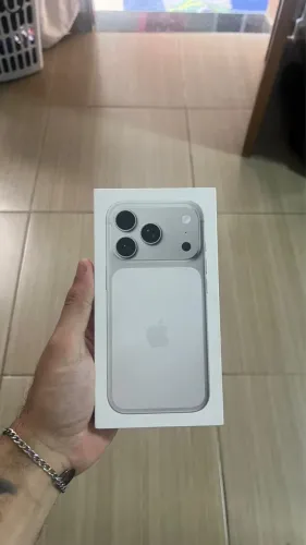 iPhone 17 Pro Silver 256GB - Novo com Nota e Garantia 2027