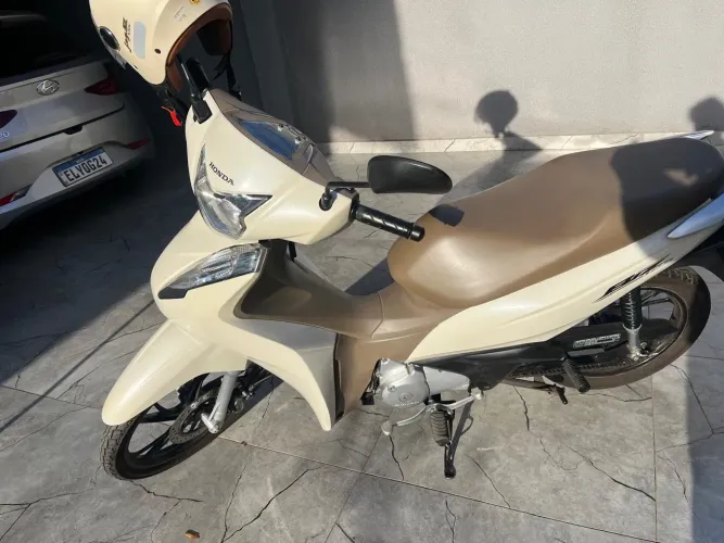 BIZ EX 125 cilindrada