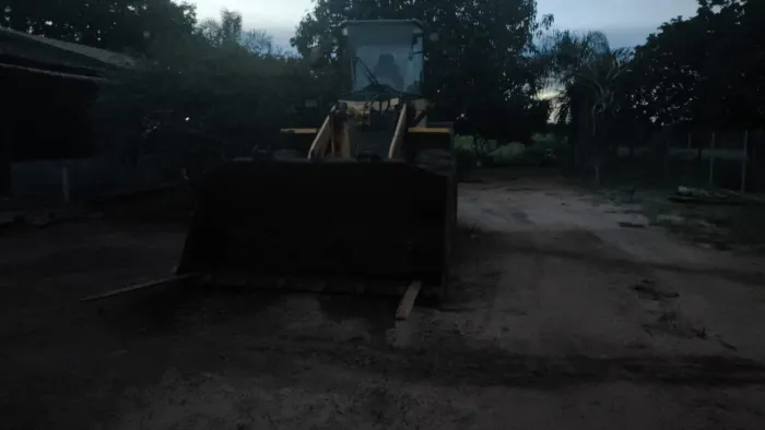 Máquina Pá Carregadeira Komatsu WA200-6