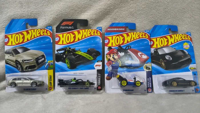 Hotwheels Mario kart