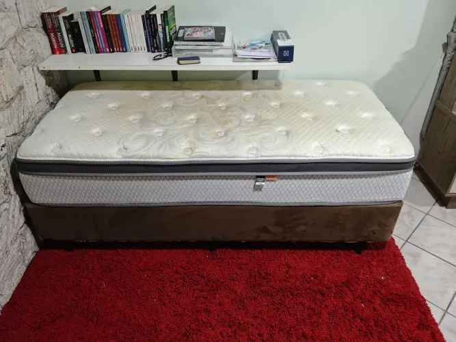 Cama de Solteiro
