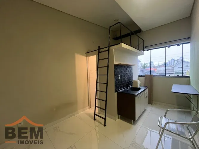 Kitnet para alugar com 1 dormitório e 18 m² no bairro São Judas, em Itajaí/SC