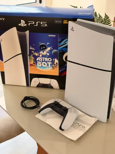 PlayStation 5 Slim Mídia Digital 825gb