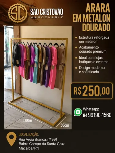 Arara em Metalon dourado