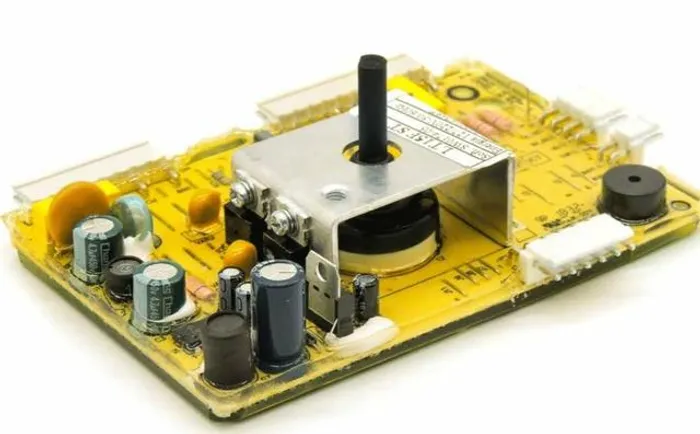 Vendo e conserto placas de máquina de lavar  geladeira e microondas 