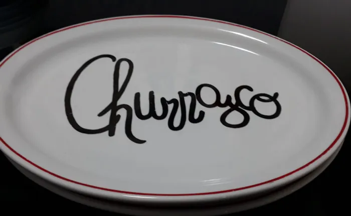 Pratos oval porcelana Shimidt 
