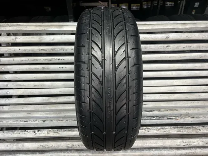Pneu 205/60/15 Champiro GT Radial R$309,00 / Pneu 205/60R15