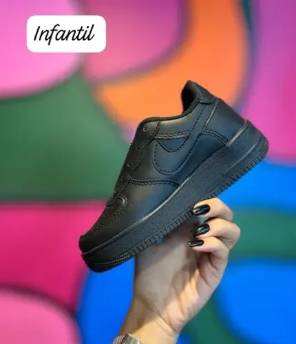 Tênis Nike preto infantil premium