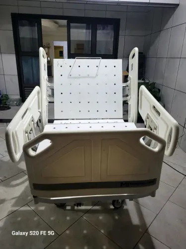 Cama hospitalar elétrica Super Luxo