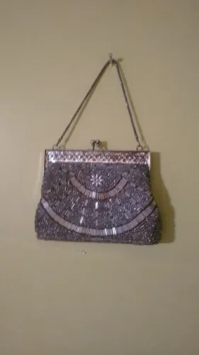 bolsa prata festa bordada com paetês e lantejoulas