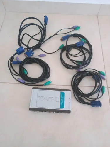 Switc kvm 4 computadores