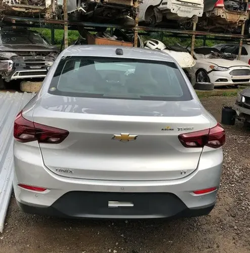 sucata onix sedan 2020/2022.