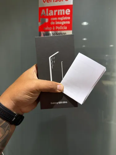 SAMSUNG GALAXY S25 ULTRA