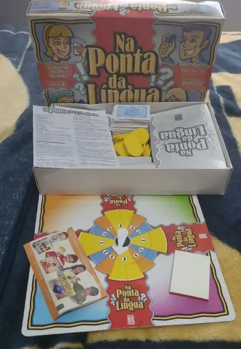 Jogo Na Ponta Da Língua board game