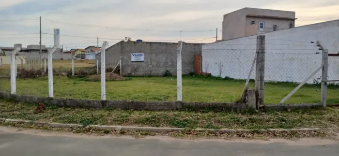 TE234 - Lote comercial de esquina 250,53m² à venda no Adonai. Excelente localização!