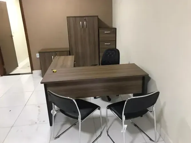 Mesa de escritorio Comerciais WG