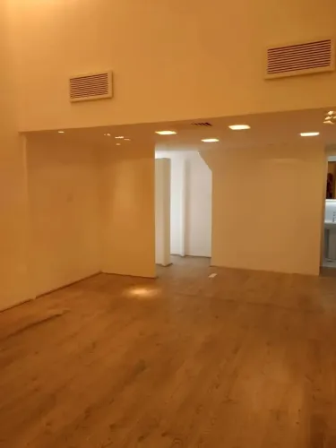 Excelente loja comercial para seu negócio no Shopping da Gávea!