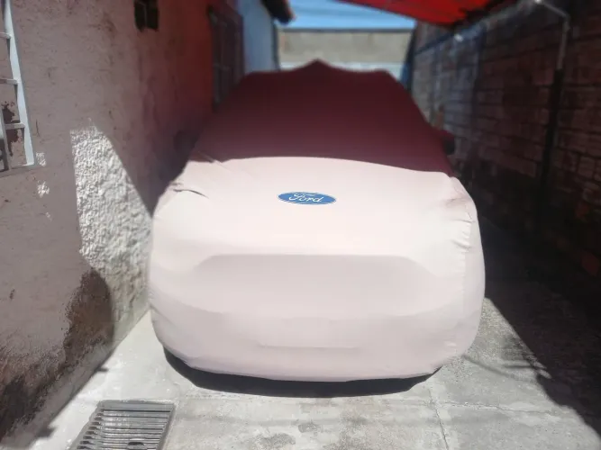 Capa Protetora Ford KA 