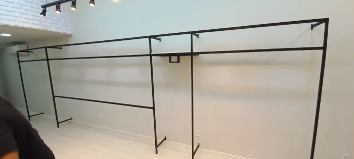 Arara de Roupas