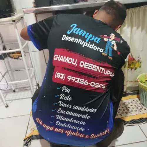 Desentupidora de Piá , caixa de gordura,vaso sanitário,ralo e etc