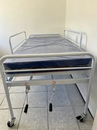 CAMA HOSPITALAR "NOVA" R$1.600