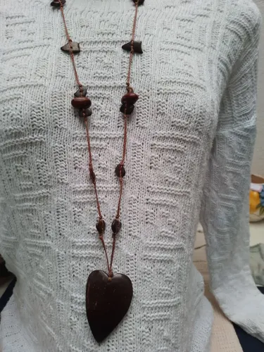Colar artesanal de coração