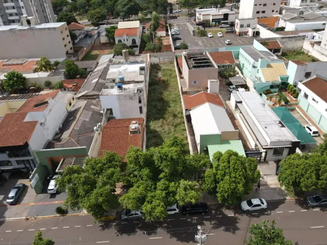 Terreno Comercial no Centro