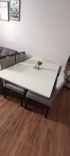 Mesa de Jantar Branca + cadeiras