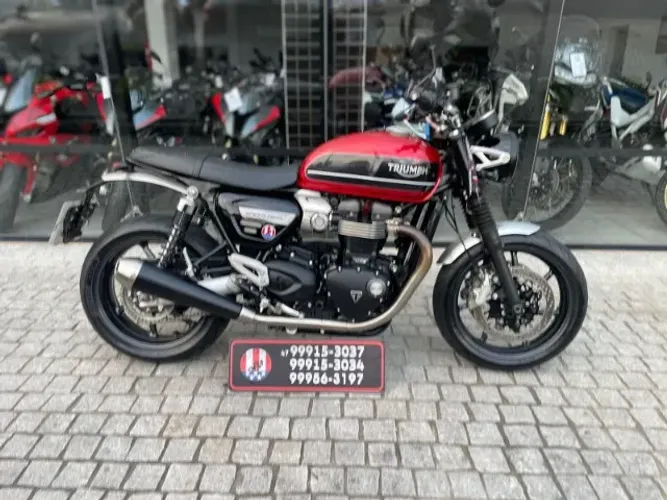 TRIUMPH SPEED TWIN