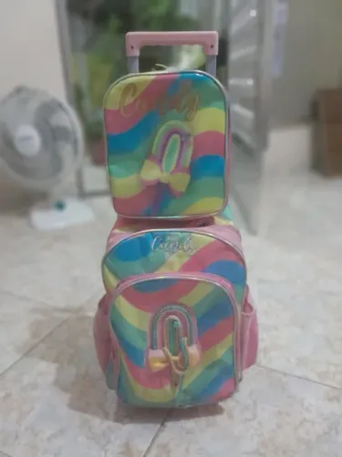 Carrinho de escola