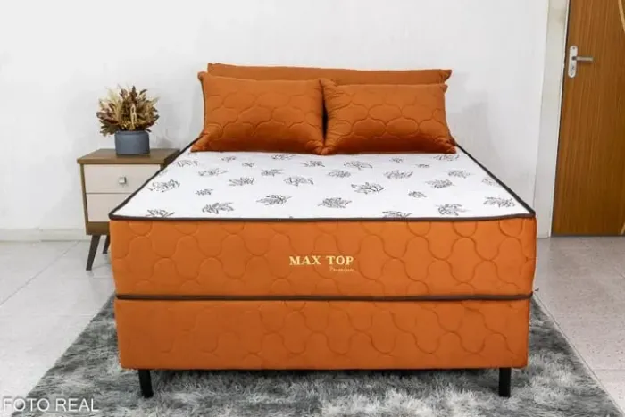 Box + Colchão Casal Espuma D45 Max Top Premium Ferrugem Almofadas Grátis