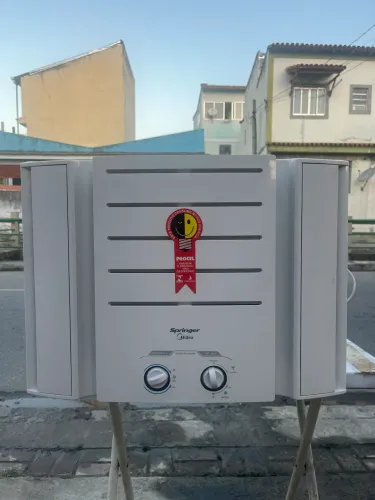 Ar condicionado Springer 7.500 btus - 127v ou 220v (2 modelos disponíveis)