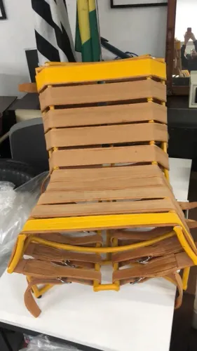 Poltrona única em estilo industrial